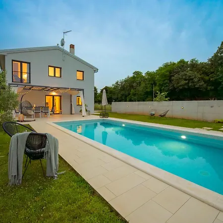 Sain By Istrialux Marčana