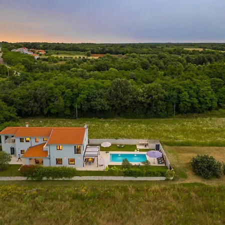 Sain By Istrialux וילה *