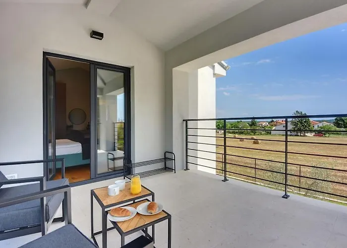 Sain By Istrialux Vila