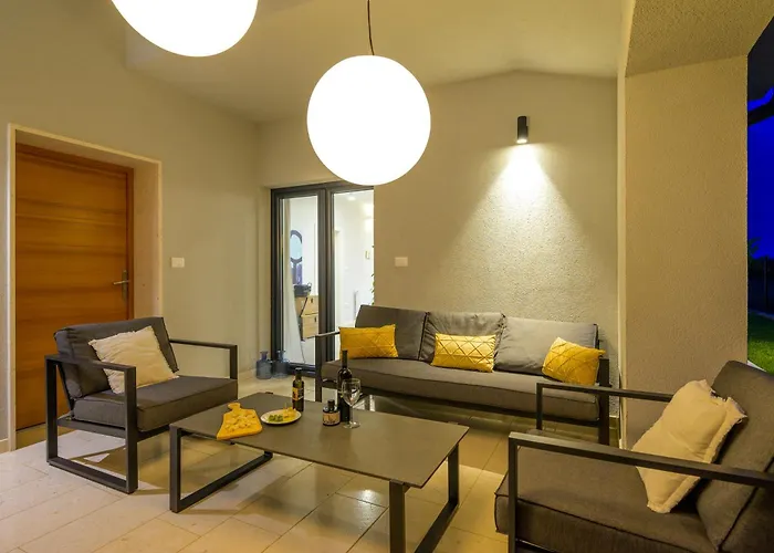 빌라 Sain By Istrialux Marčana